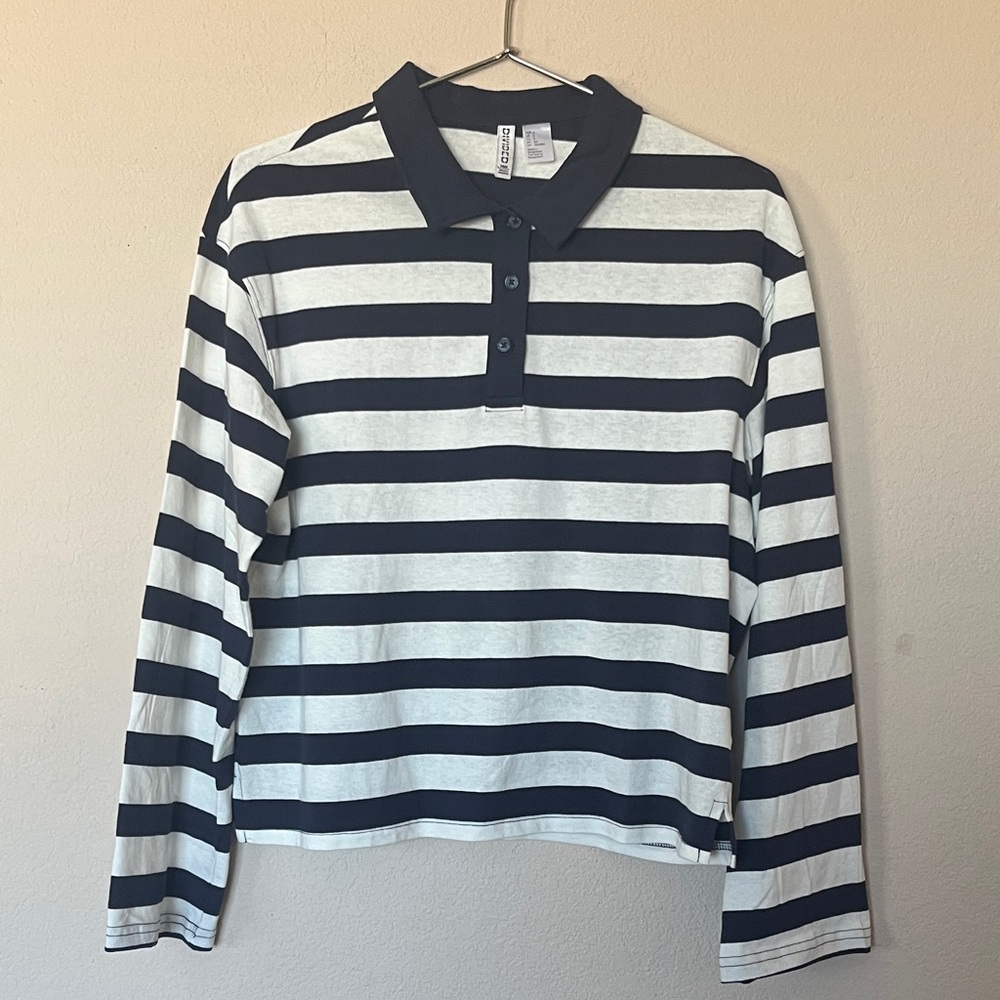 Divided H&M shirt